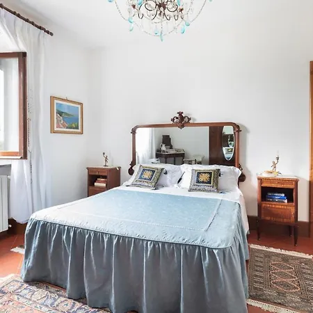 Licia 12 Villa Chiusi